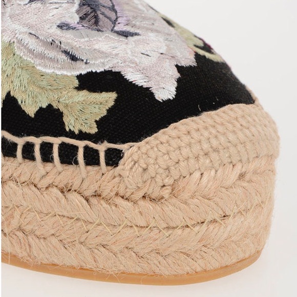 ALEXANDER MCQUEEN embroidered espadrilles floral Size 7 - Picture 5 of 12